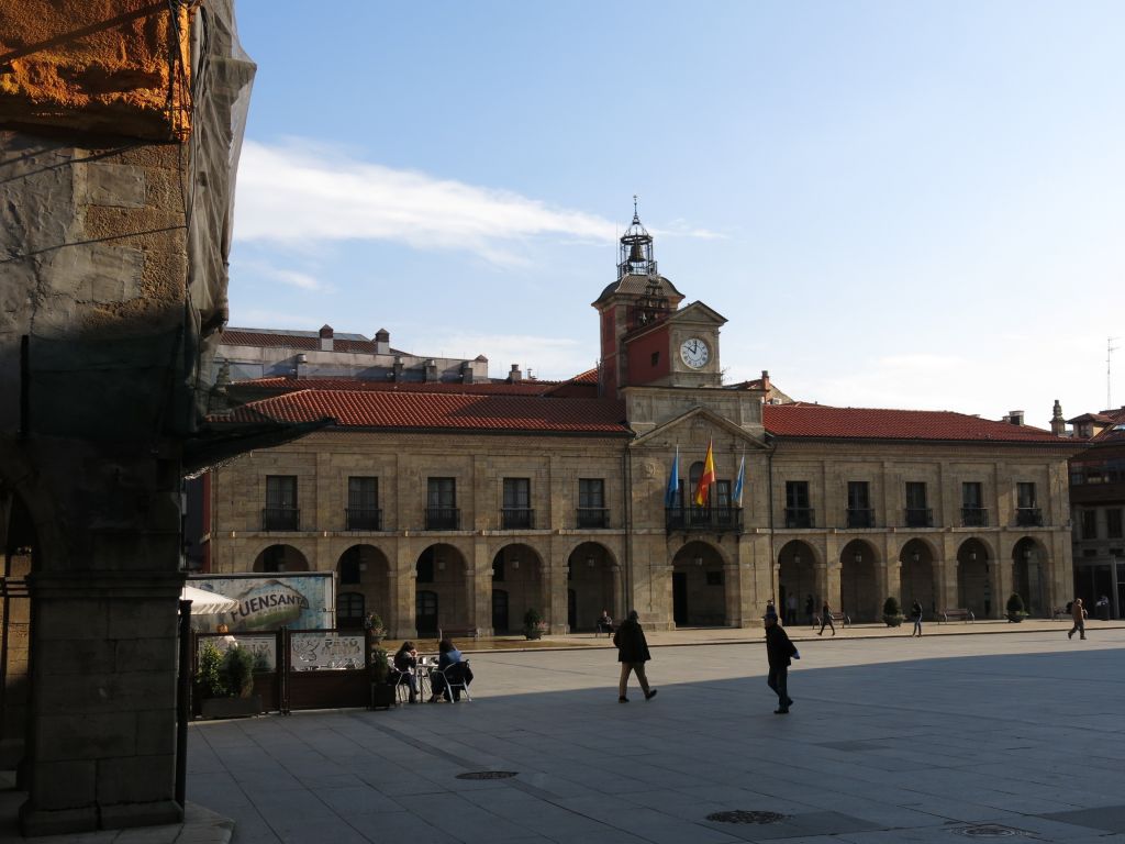 Ayuntamiento De Plaza De Espana En Aviles